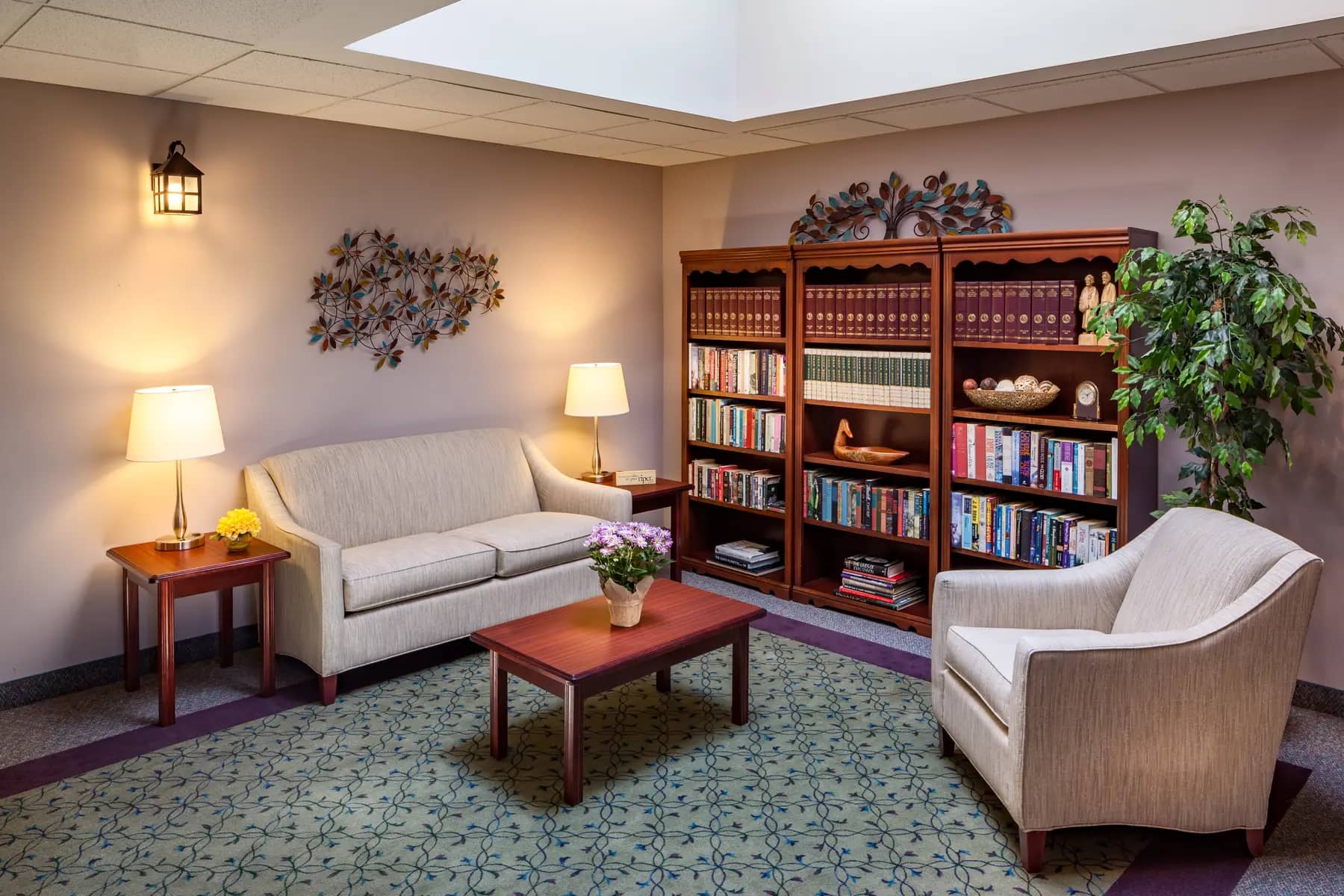Library at Chartwell Oak Park Terrace / Bibliothèque de Chartwell Oak Park Terrace