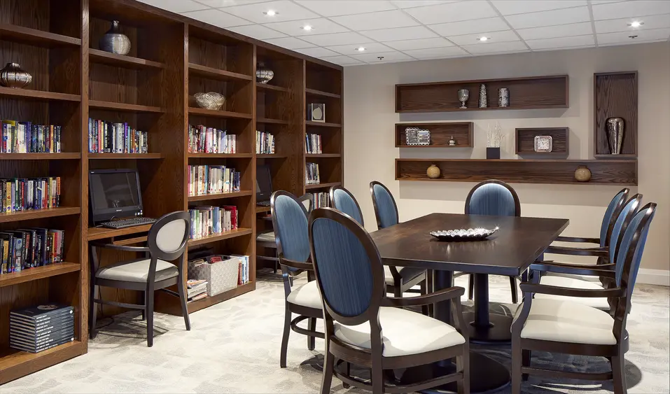 Library with table and chairs at Chartwell Greenway