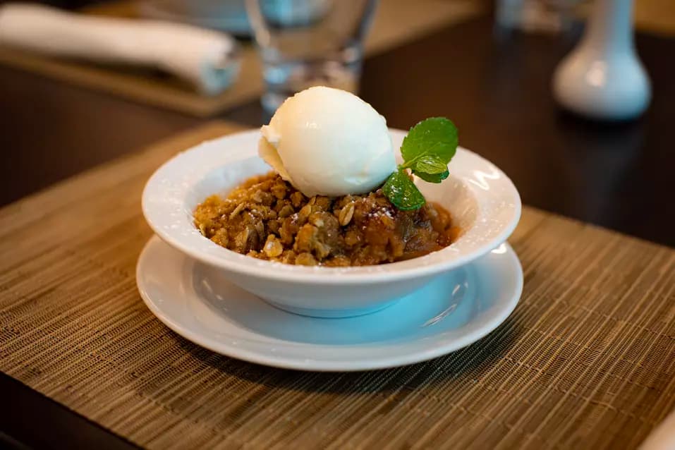 Apple Crumble dessert / Dessert au crumble aux pommes