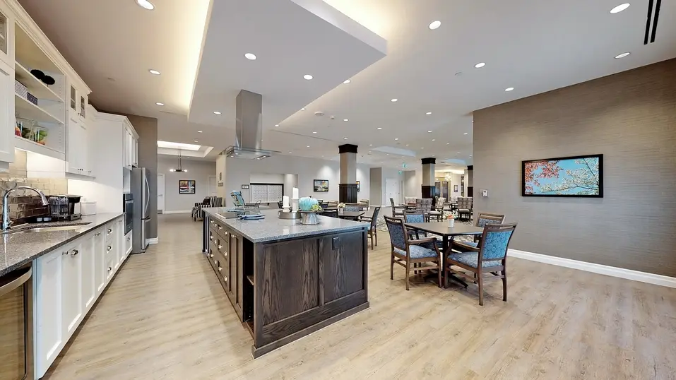 Alternative view of country kitchen with table and chairs at Chartwell St. Thomas