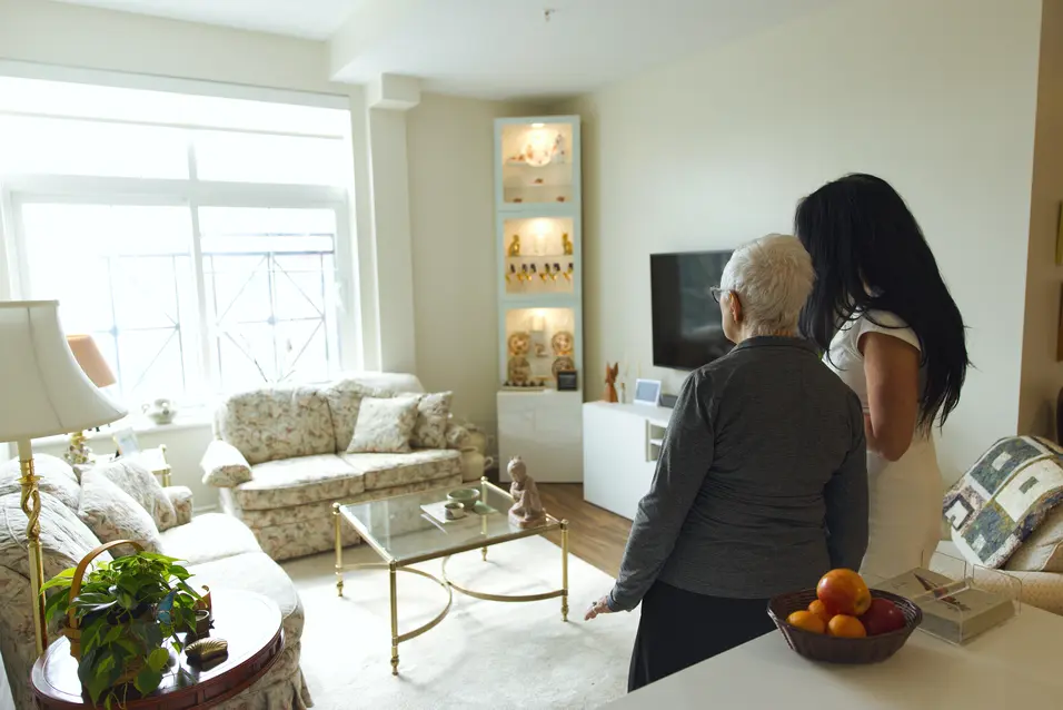 senior-touring-retirement-living-suite