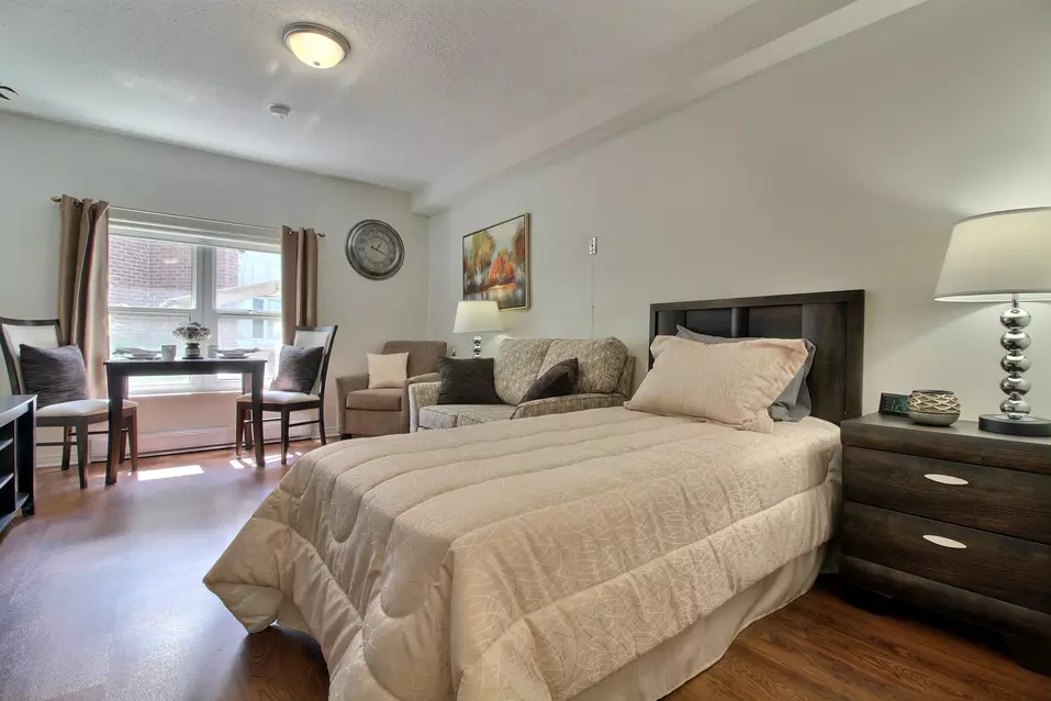 studio suite at chartwell hartford retirement residence