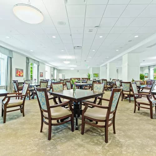Chartwell Allandale Station Retirement Residence dining room.