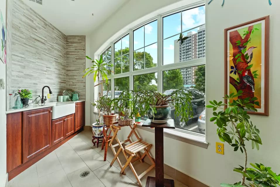 Chartwell Regency Retirement Residence indoor garden room