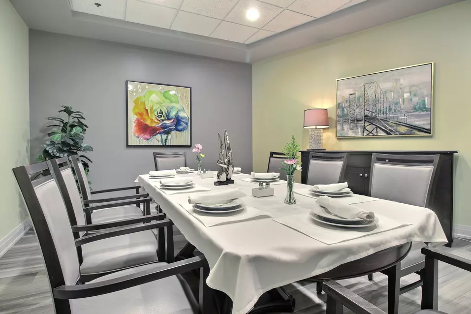 private dining room at chartwell new edinburgh square retirement residence