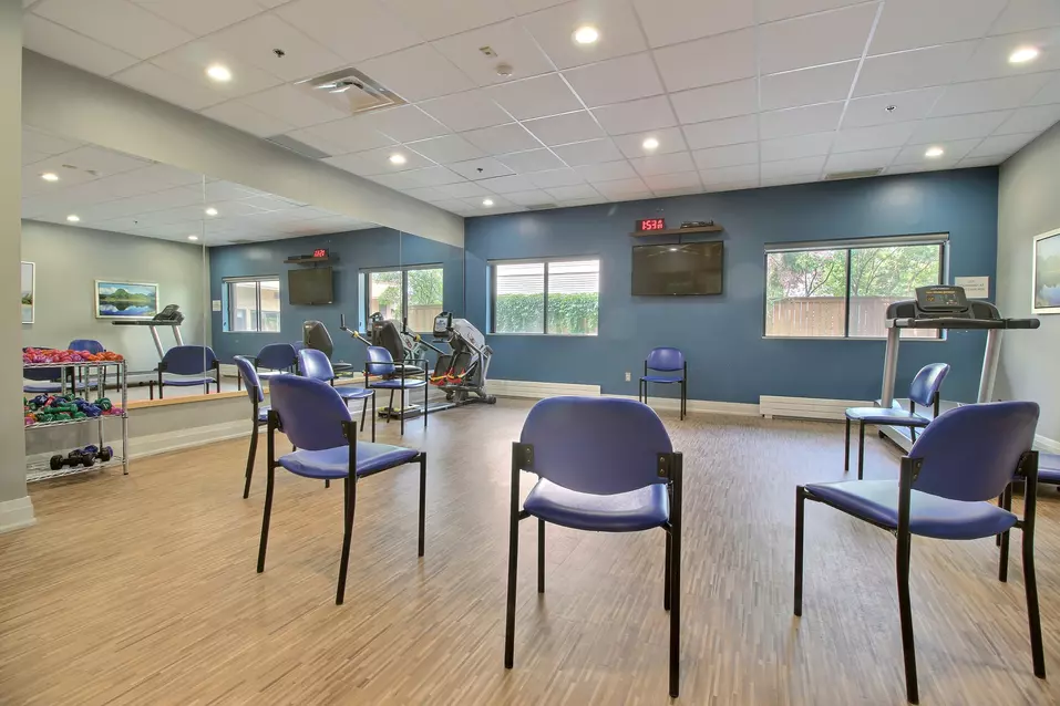 fitness room at chartwell new edinburgh square retirement residence