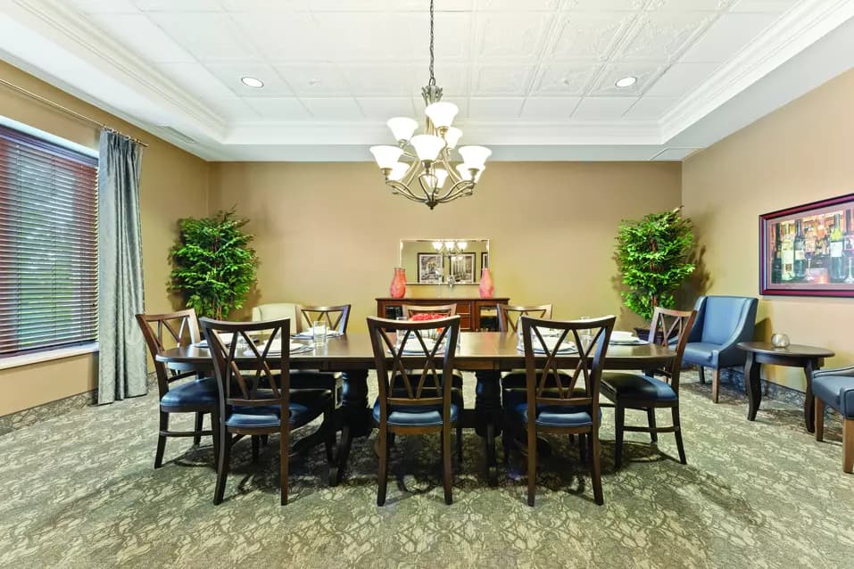 private dining room at chartwell bowmanville creek retirement residence